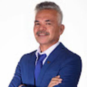 Meet your Posher, Amando